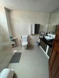 Woodgrove Avenue (D25), Terrace #481414891